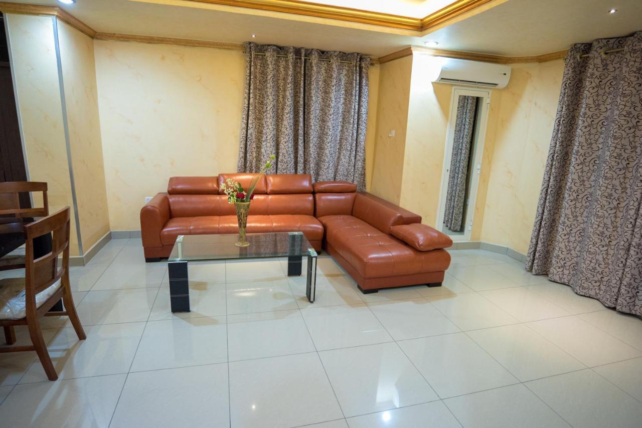 Euro Hotel And Apartments Дар ес Саалам Екстериор снимка