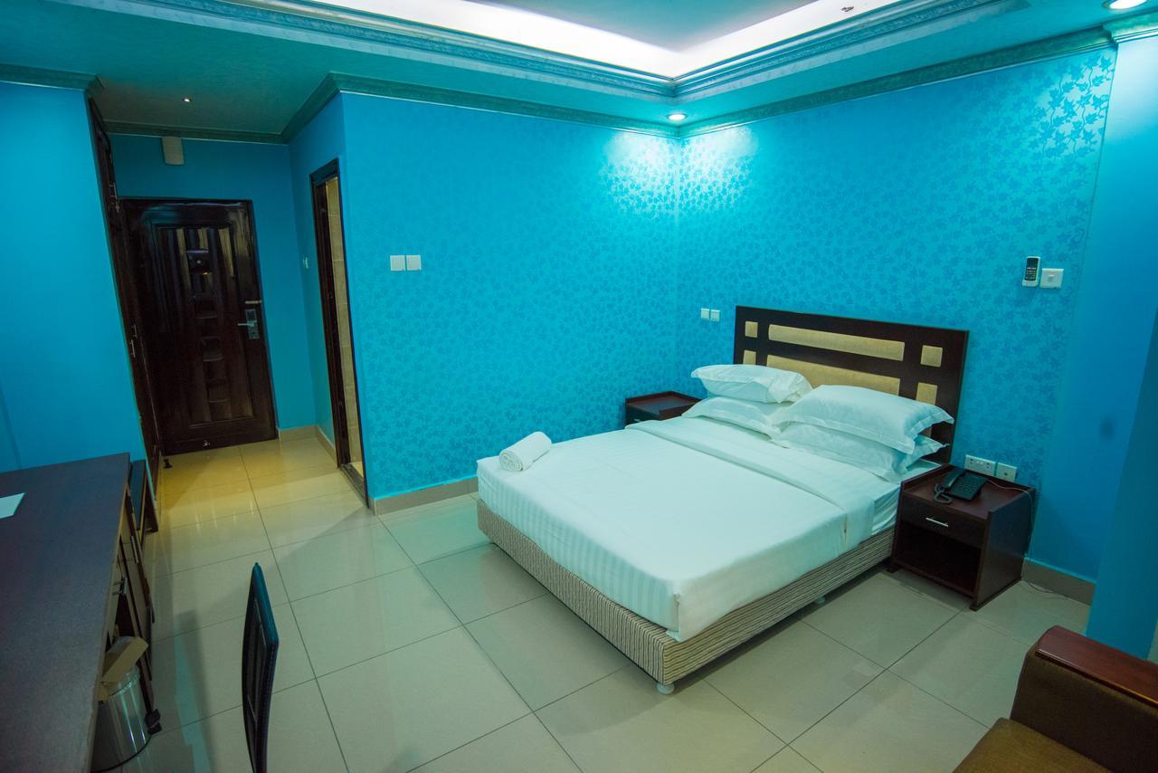 Euro Hotel And Apartments Дар ес Саалам Екстериор снимка