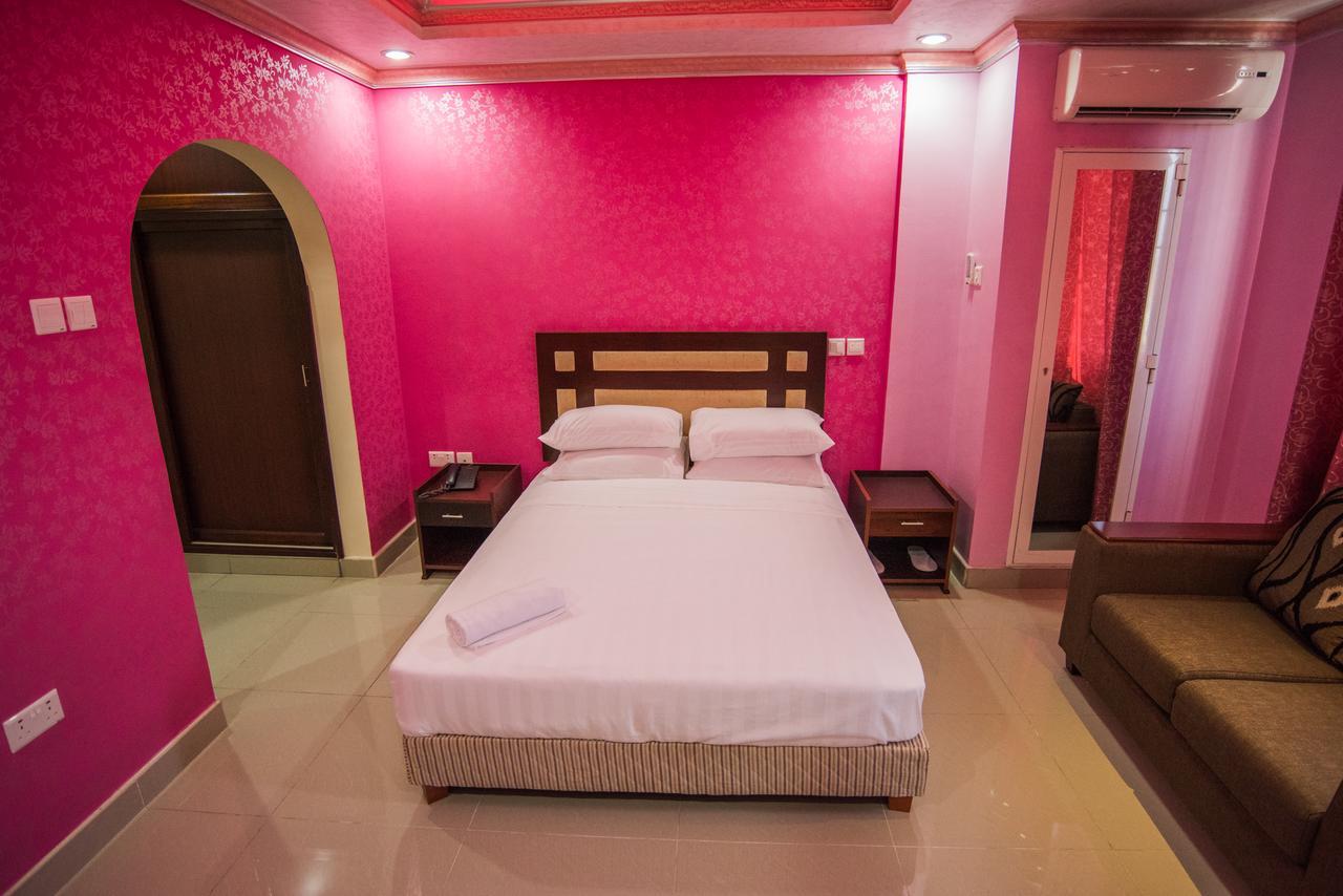 Euro Hotel And Apartments Дар ес Саалам Екстериор снимка