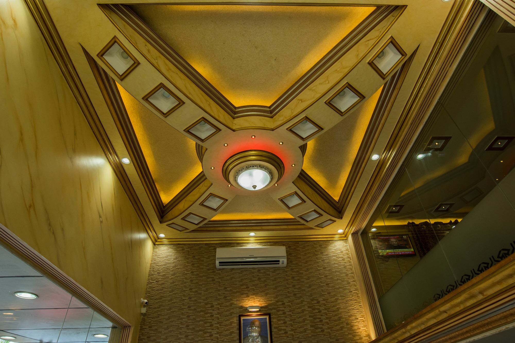 Euro Hotel And Apartments Дар ес Саалам Екстериор снимка